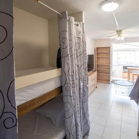 Vue Sur Lac, A 700m, Wifi Apartment Port-la-Nouvelle